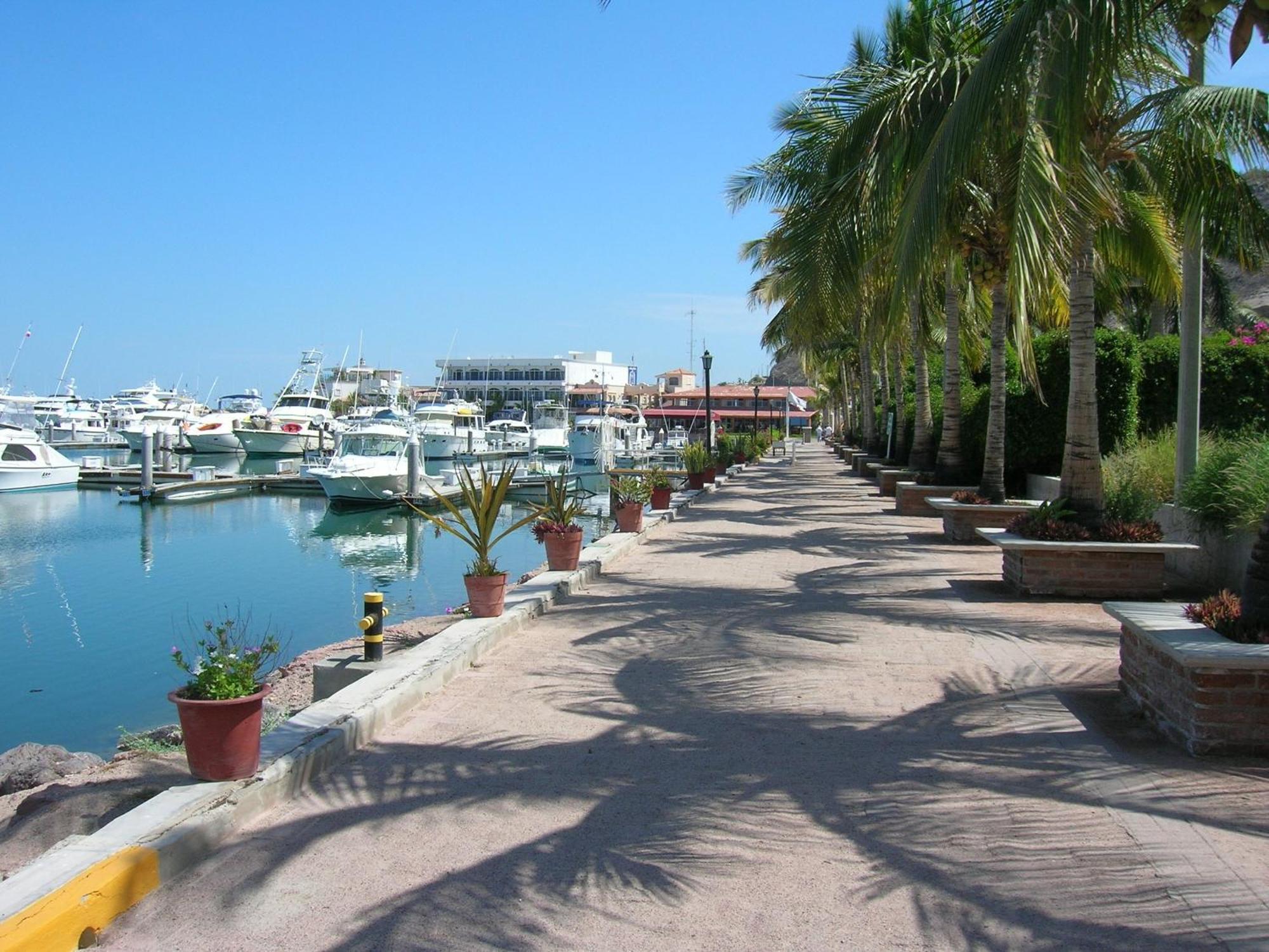 The Westmarine Waterfront Hotel La Paz Εξωτερικό φωτογραφία